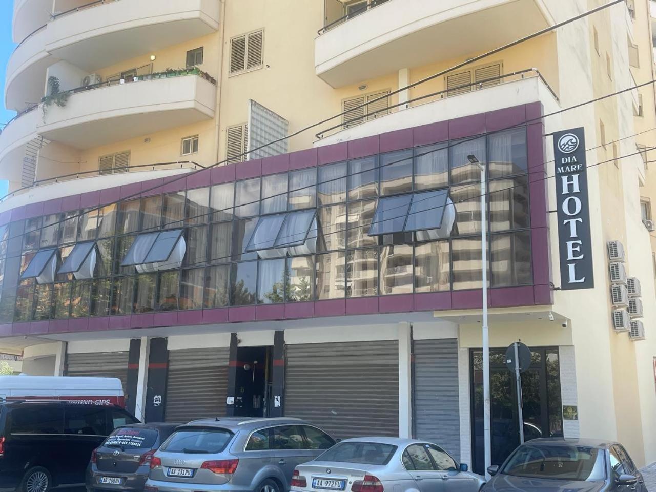 Dia Mare Deluxe Aparthotel Vlorë Buitenkant foto